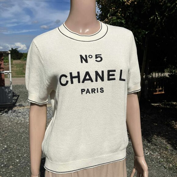 CHANEL Uniform Short Sleeve Creamy Beige Cotton Shirt Embroidered Logo No. 5 - Picture 5 of 10